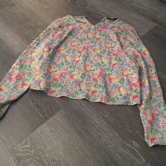 Zara Tops - zara blouse