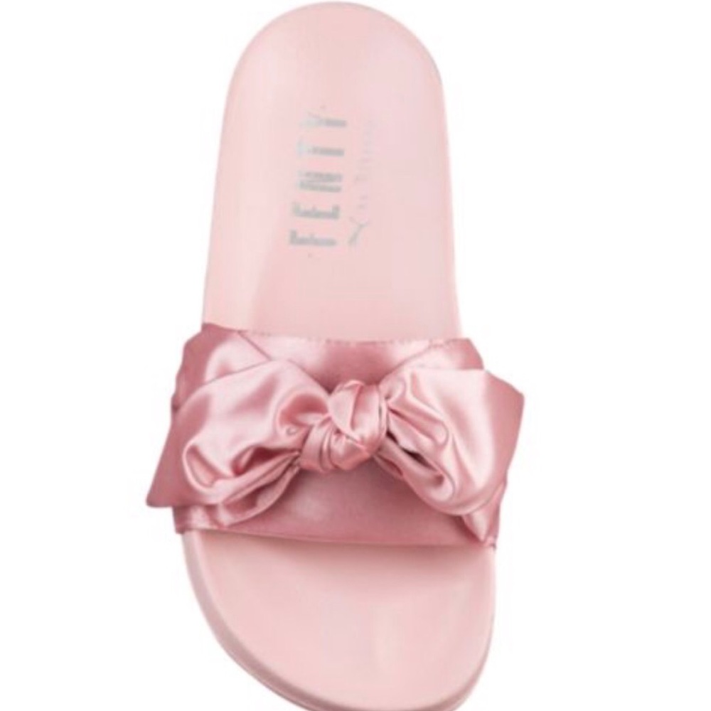 Rihanna pink bow puma slide * LIMITED EDITION *
