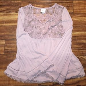 Beautiful Knox Rose Bell Sleeve Blouse