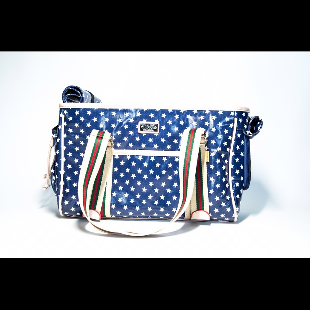 Adorably stylish dog tote/carrier for your pup! - Picture 4 of 4