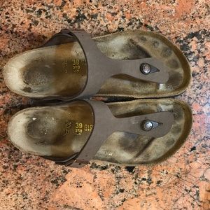 Birkenstock Gizeh Sandals Brown