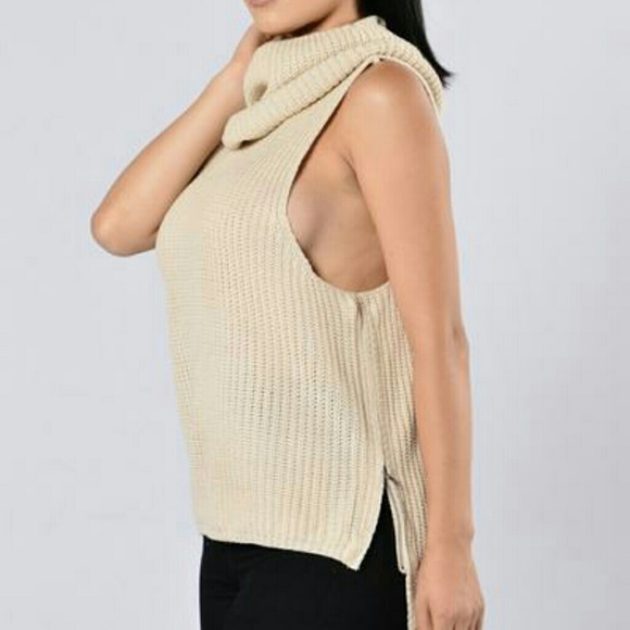 💕MAKE AN OFFER! FASHION NOVA CREAM SWEATER💕 - Picture 3 of 5