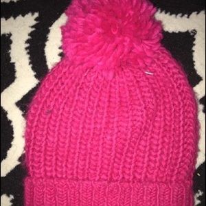 pink hat