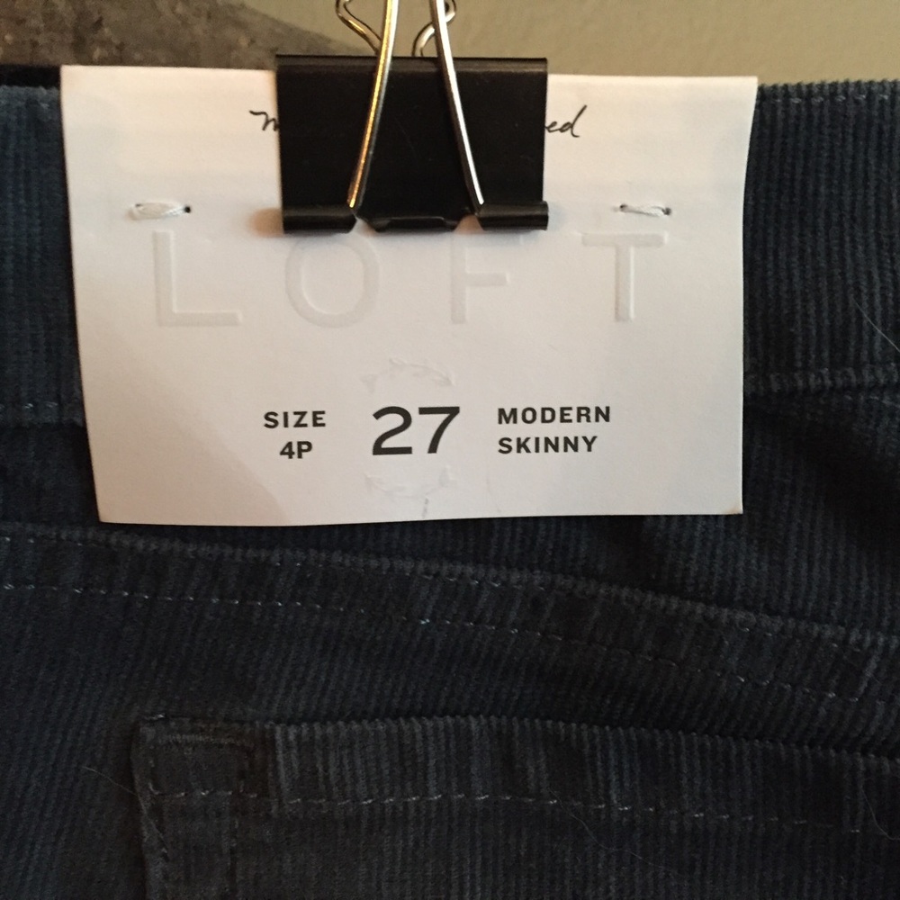 New with tags! Loft corduroy skinny jeans