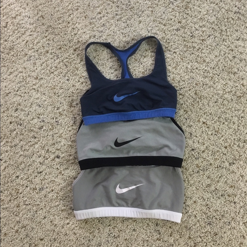 3 reversible Nike bras