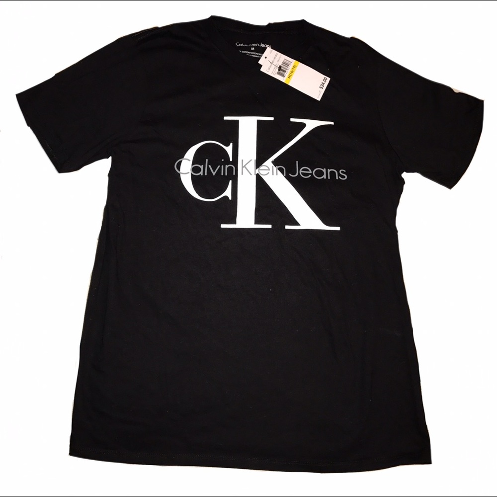 Calvin Klein Tee