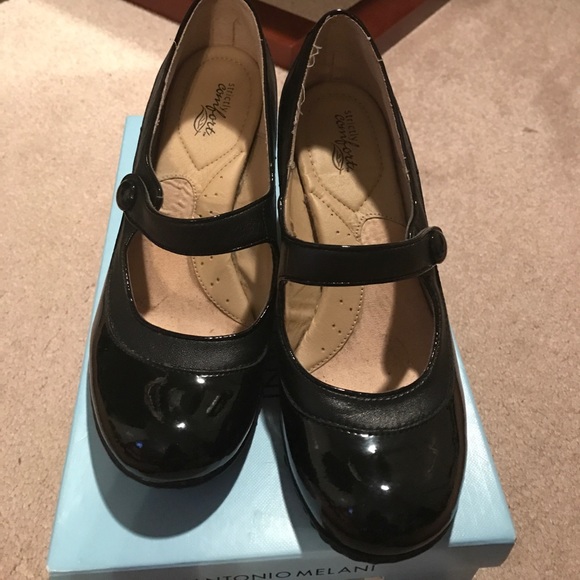 Short block heels - Just like new - Picture 2 of 2