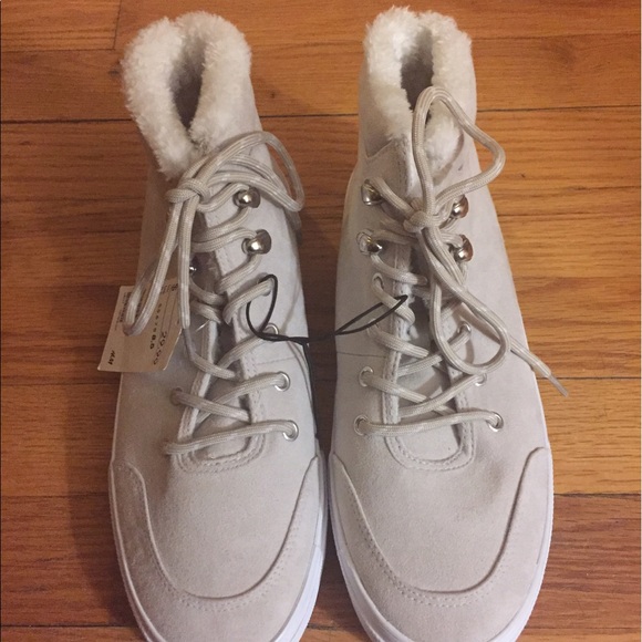 NWT- H & M high top sneakers. - Picture 2 of 8