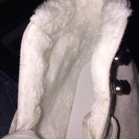 NWT- H & M high top sneakers. - Picture 7 of 8