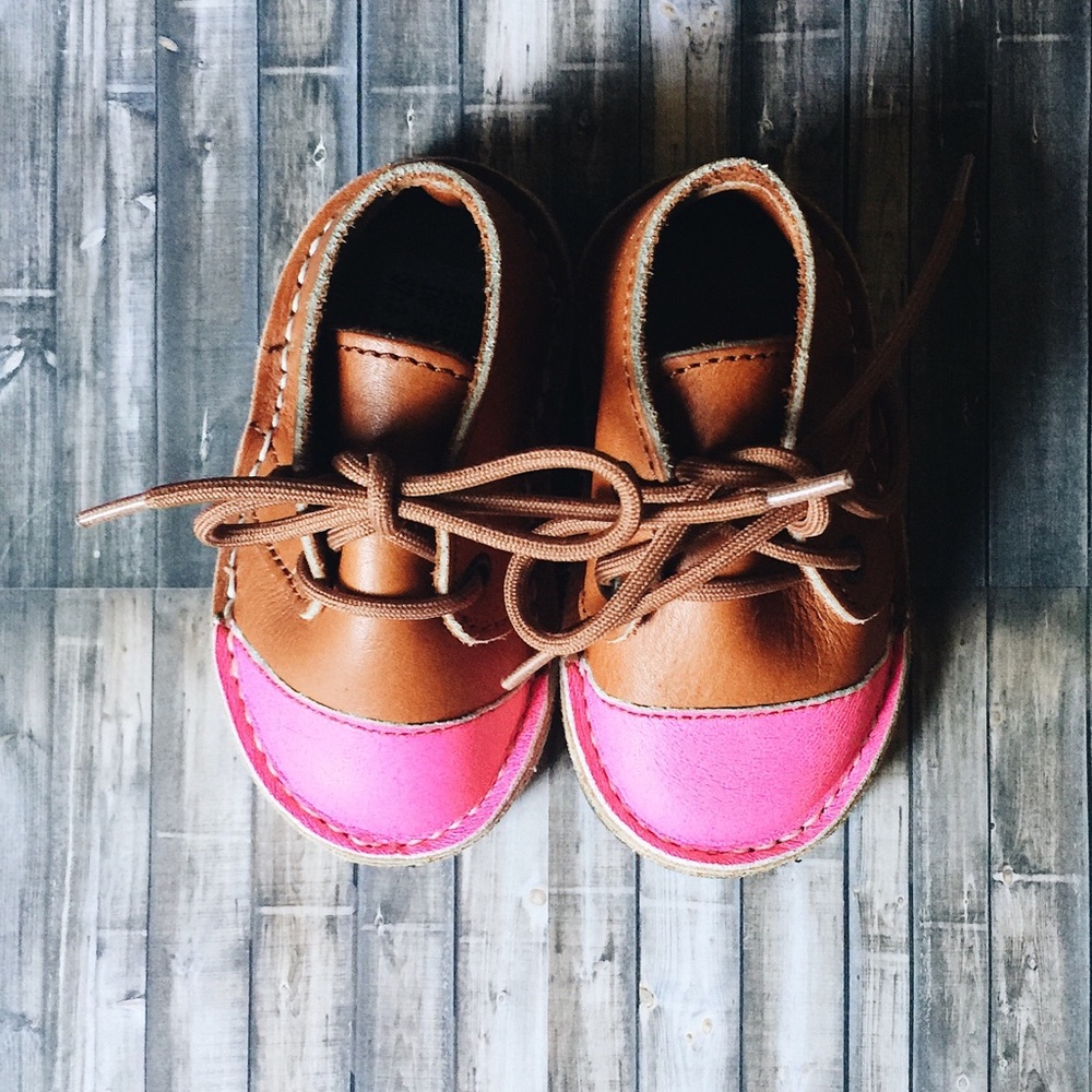 Brother minis leather boots with pink toe