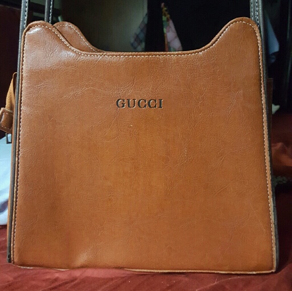 Gucci Handbags - Gucci purse