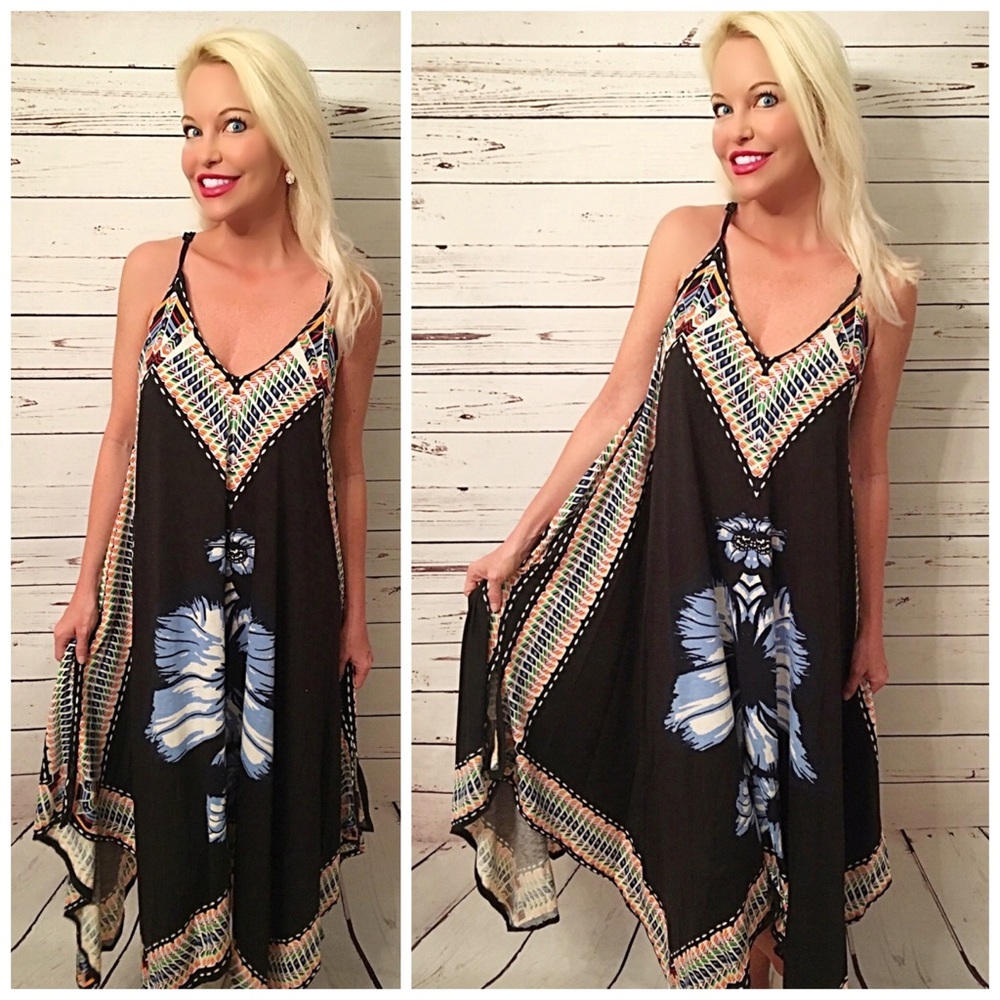 Stunning kite dress with royal blue flower! LAST 1 - Picture 1 of 3