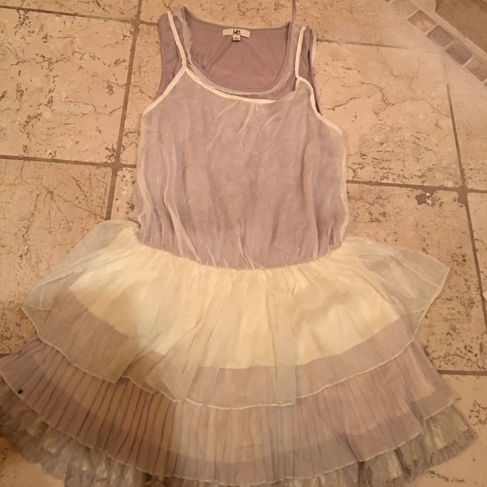 Sleeveless drop waist lined three tone dress