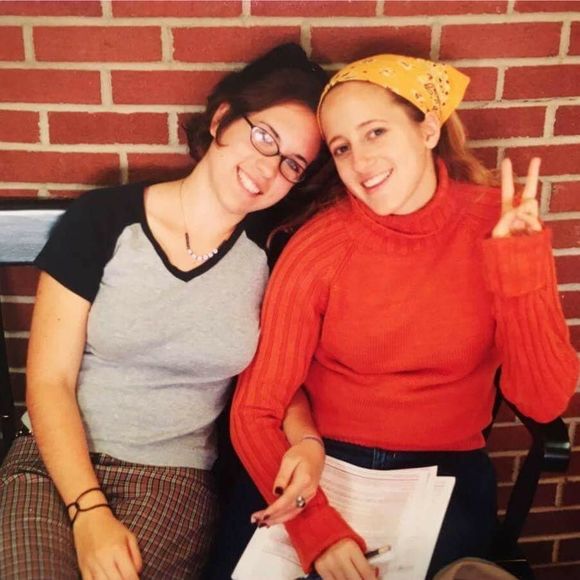 Meet your Posher, Sarah - Picture 1 of 1