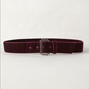 Velvet accent belt