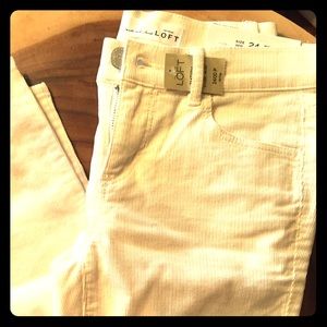 New with tags light sand skinny corduroys