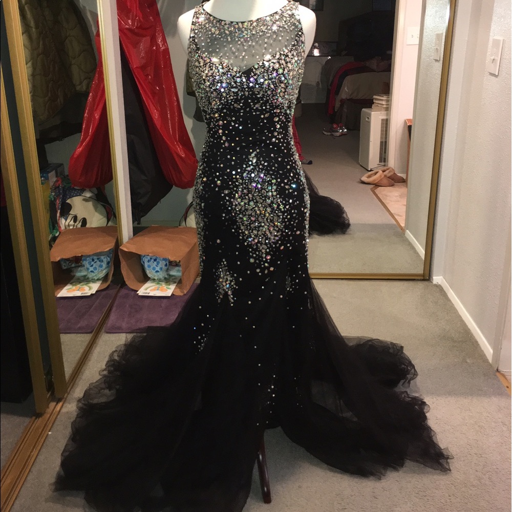 Beautiful beaded prom/homecoming dress!!