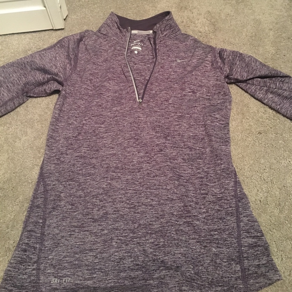 Small Nike thermal!