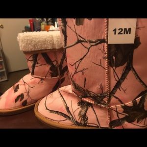 Size 12 Women Camo Boots