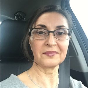 Meet your Posher, Samuela