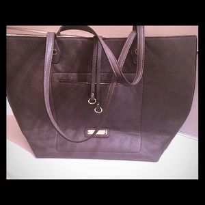 Steve Madden. Spring tote bag. Simple. Cute.