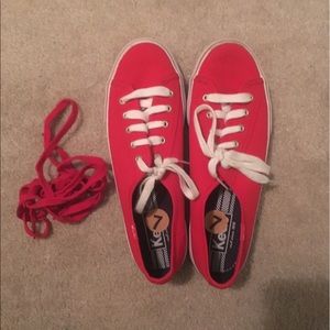 Red keds