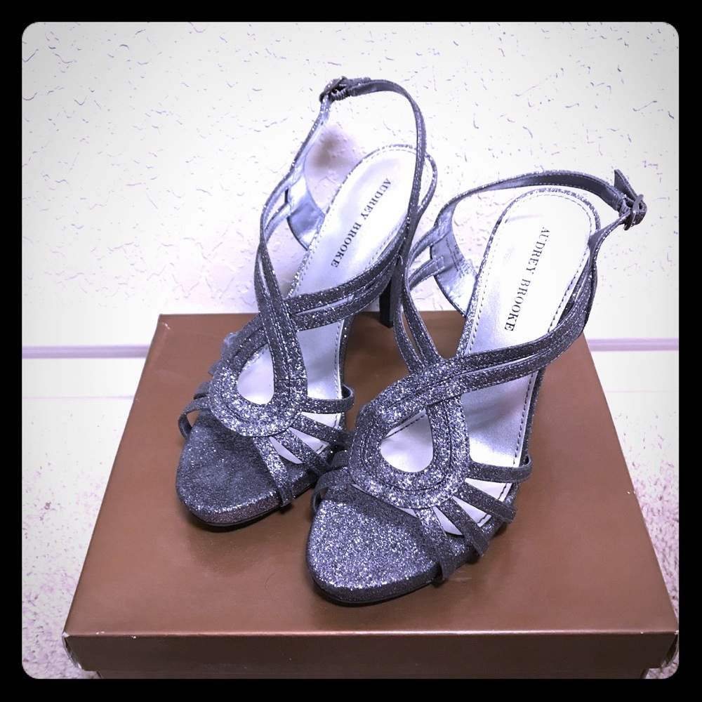 Audrey Brooke Heels 9.5 M