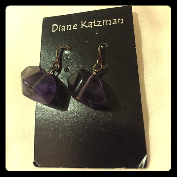 Beautiful handmade purple glass bead earrings - Picture 1 of 2