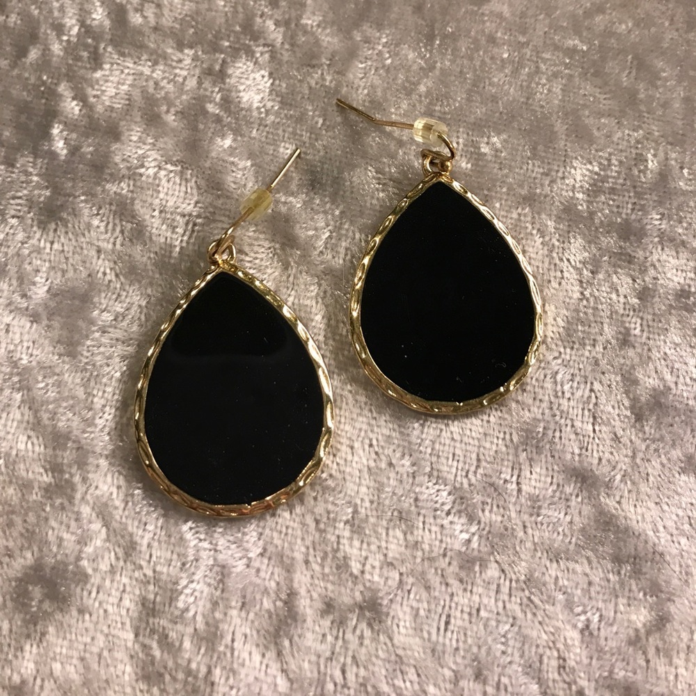 Black and gold teardrop earrings