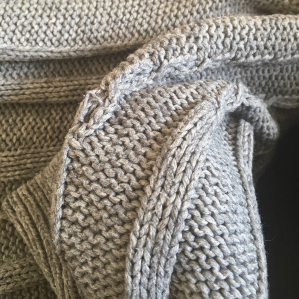 L.O.G.G. Sweater - Picture 4 of 4