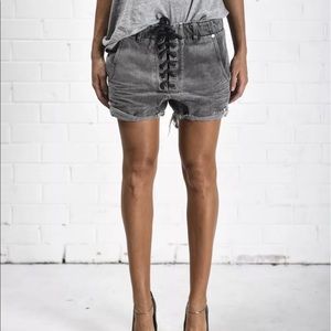 ONE TEASPOON SUPER FREAK LACE UP SHORTS SZE 26 ONE TEASPOON SUPER FREAK LACE UP SHORTS SZE 26
