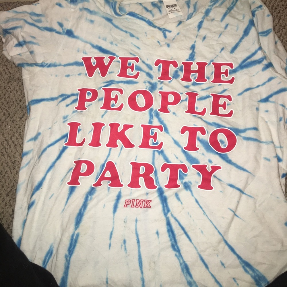 Tye Dye Vs Pink tee