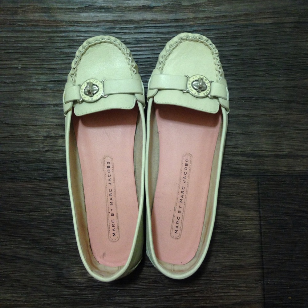 Marc by Marc Jacobs White Moccasin Loafer Size 6.5