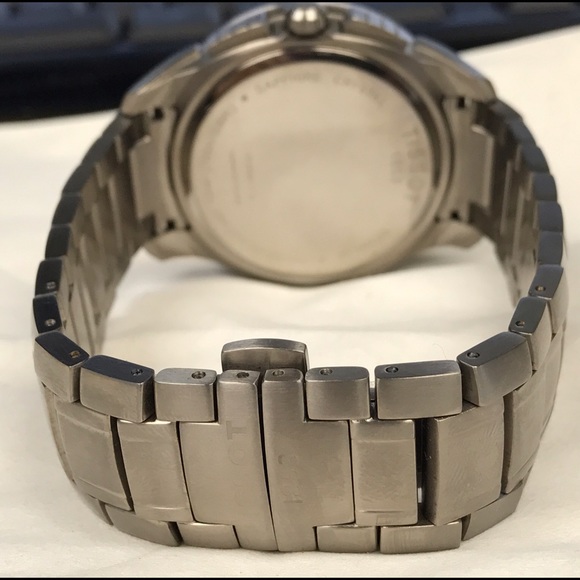 Tissot titanium chronograph men's watch - Picture 4 of 6