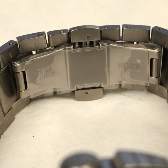 Tissot titanium chronograph men's watch - Picture 6 of 6