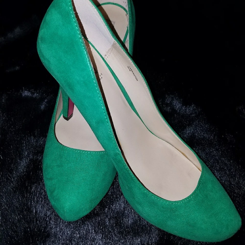 Carrington Green/Suede Pumps