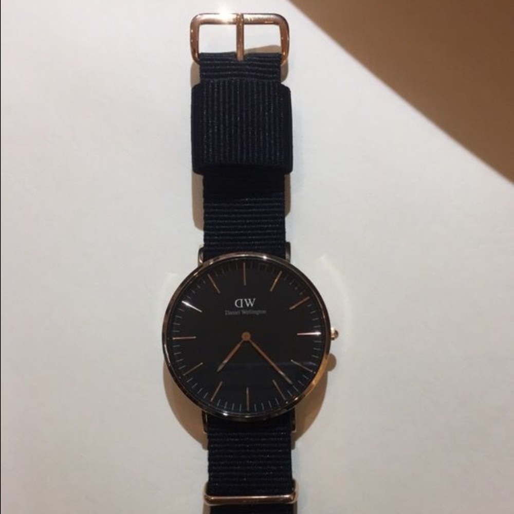 Classic black daniel Wellington watch