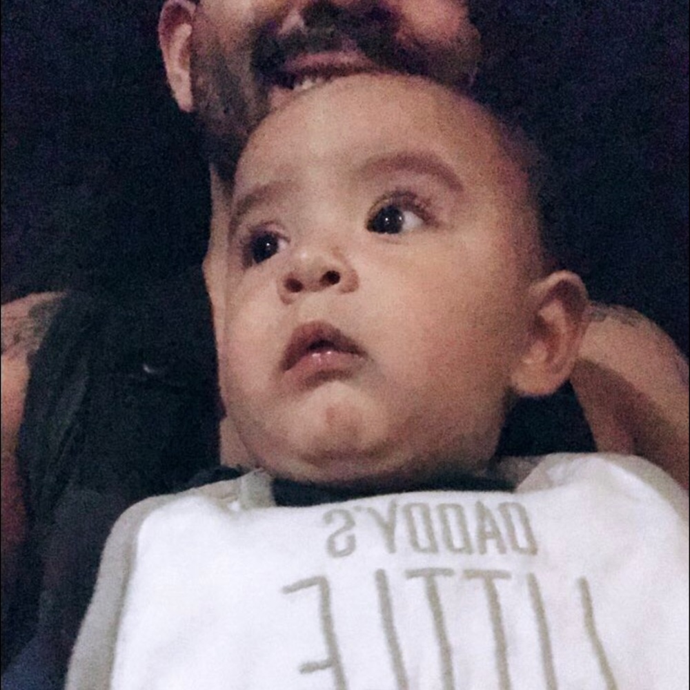 Meet your Posher, Carlos