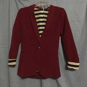 Maroon fitted blazer