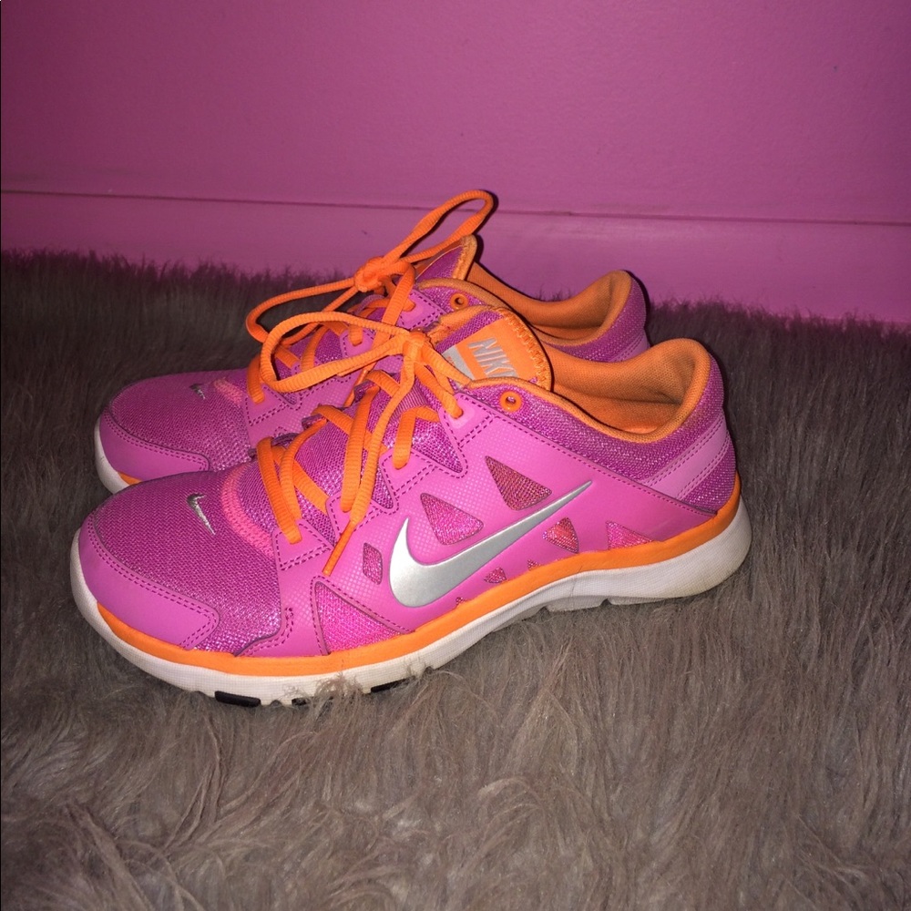 Purple & Orange Nike's! 💜🍊