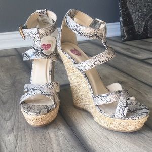👙☀️Pool party Sarah strappy espadrille wedges