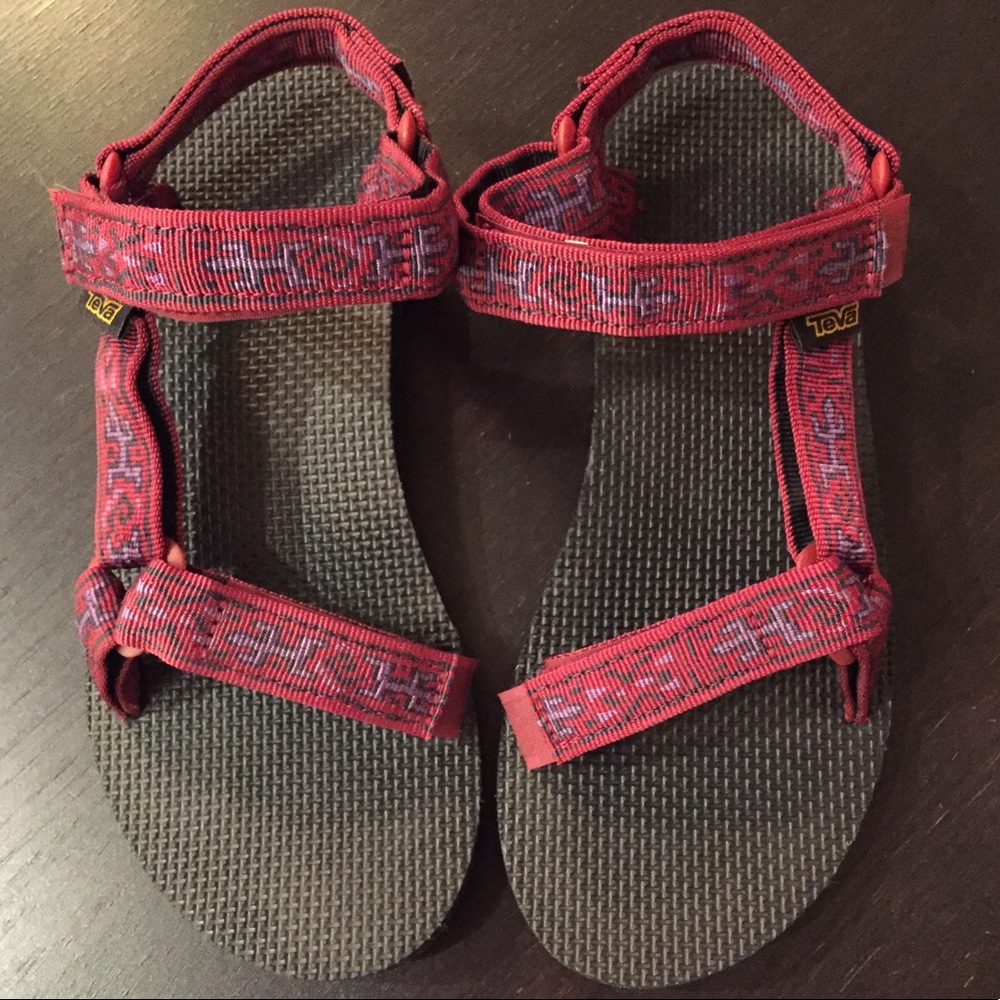 Teva Universal Sandal