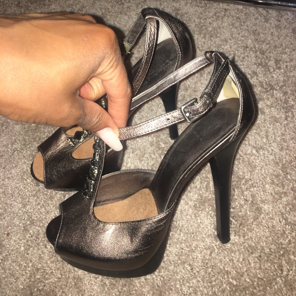 Dressy T Strap Heels - Pewter