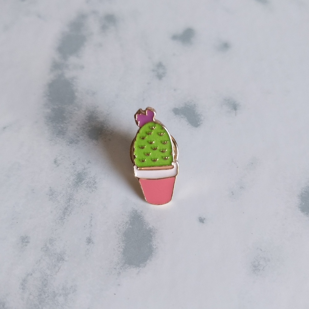 Succulent cactus enamel pin brooch