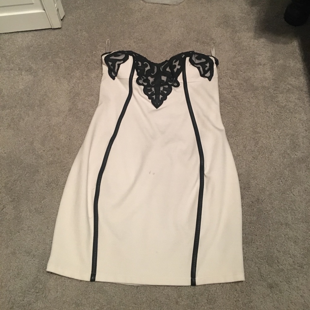 Whit and black cocktail dress!