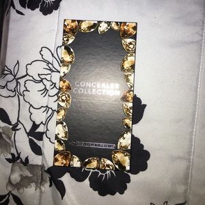 Concealer collection