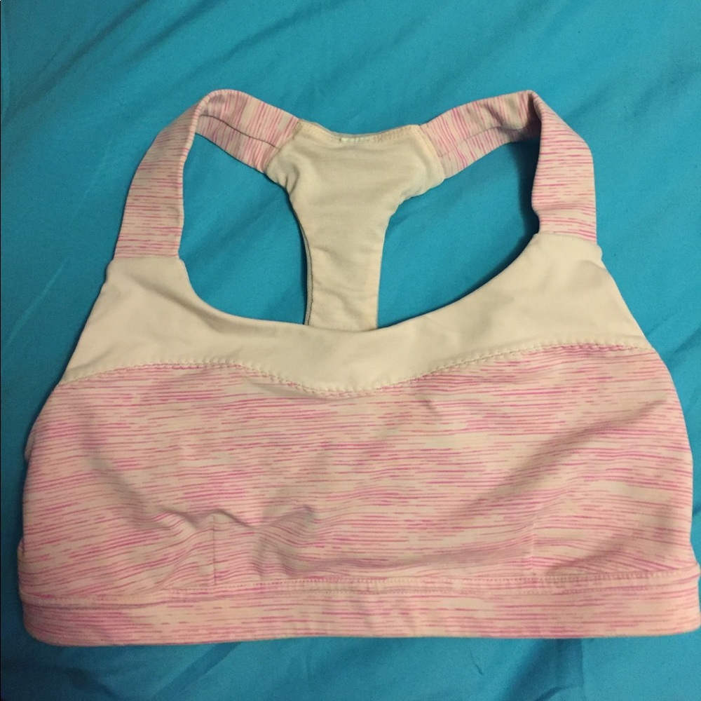 Lululemon sports bra