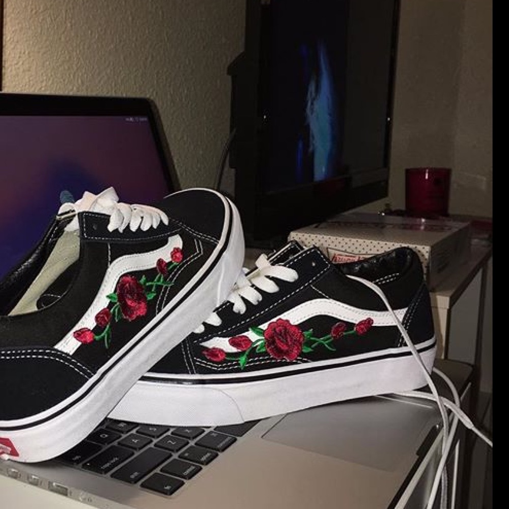 (These shoes are not available)