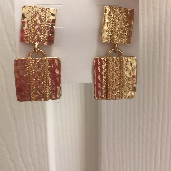 Earrings - Picture 2 of 2