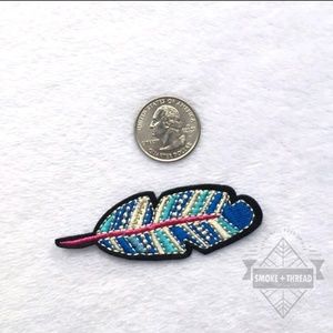 Feather iron on patch